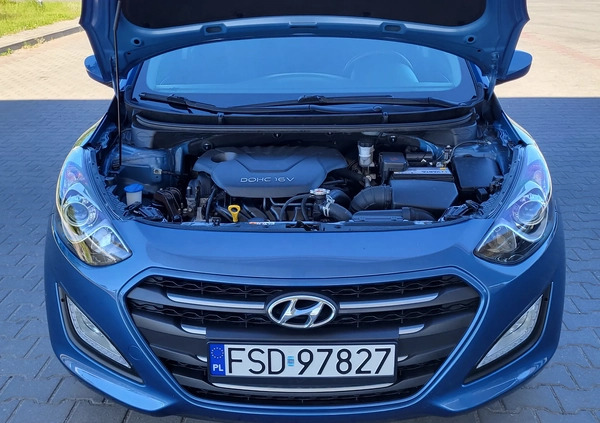 Hyundai I30 cena 39999 przebieg: 74338, rok produkcji 2015 z Drezdenko małe 781